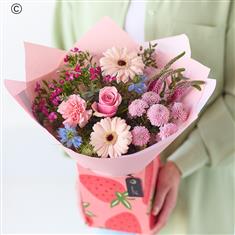 Petite Strawberry Gift Box